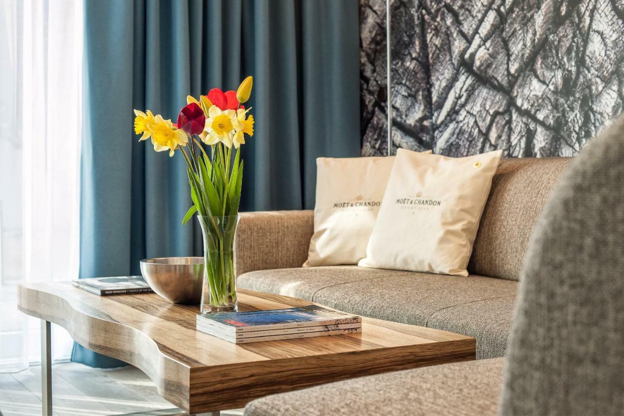 Villa Lotsenhaeuser Ruegen - Luxus Ferienhaus - 3 Schlafzimmer - Sauna - Dachterrasse Mit Boddenblick Breege Esterno foto